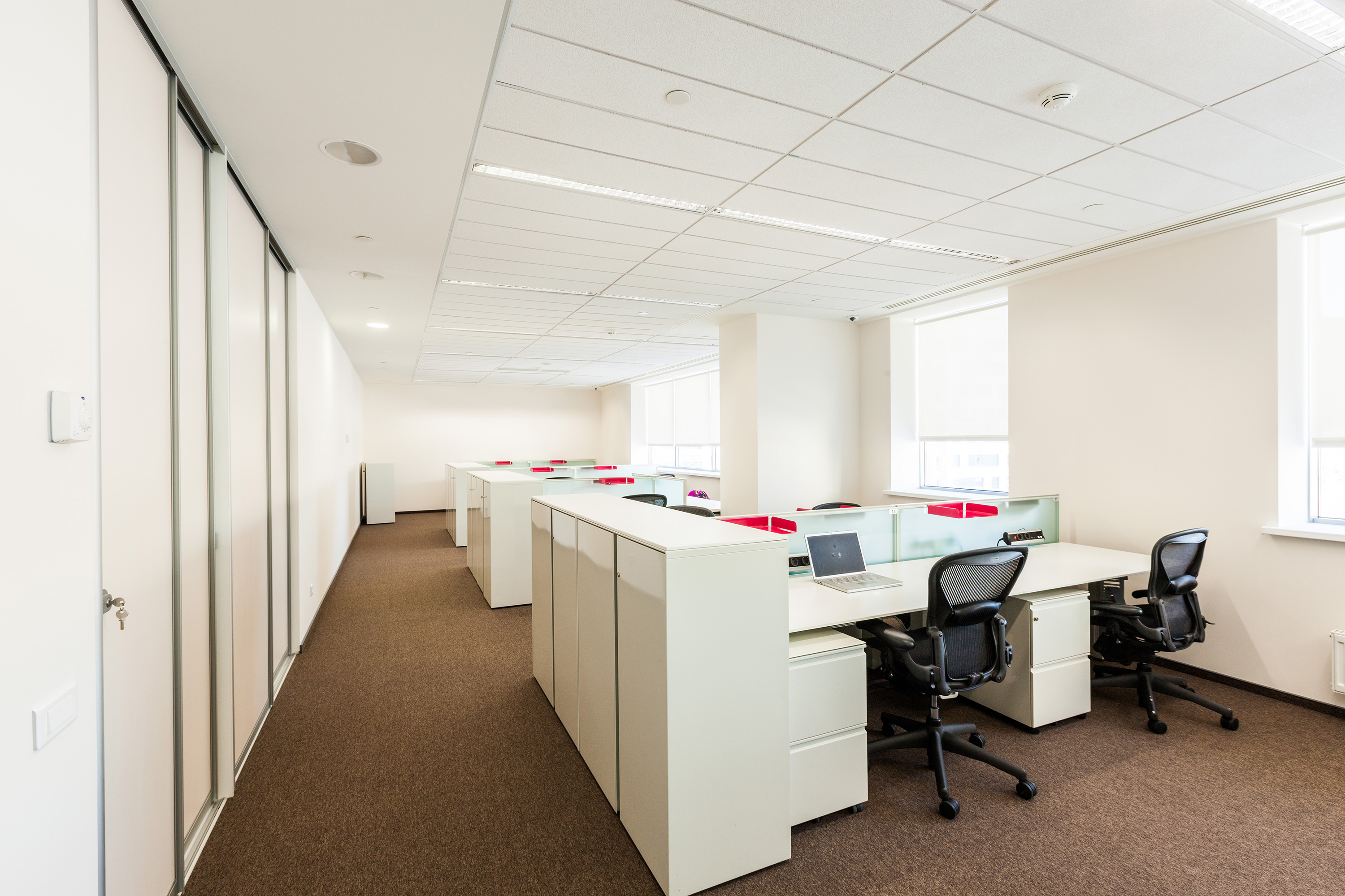 офис кредитование. ренессанс банк. офисы кредит. офисы кредит. кредитный офис.