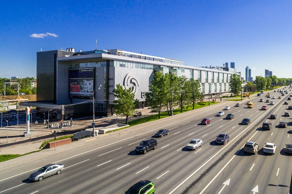 Времена года москва